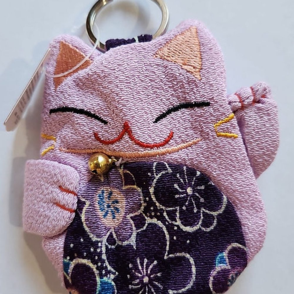 Japanese Style Lucky Cat Keyholder
